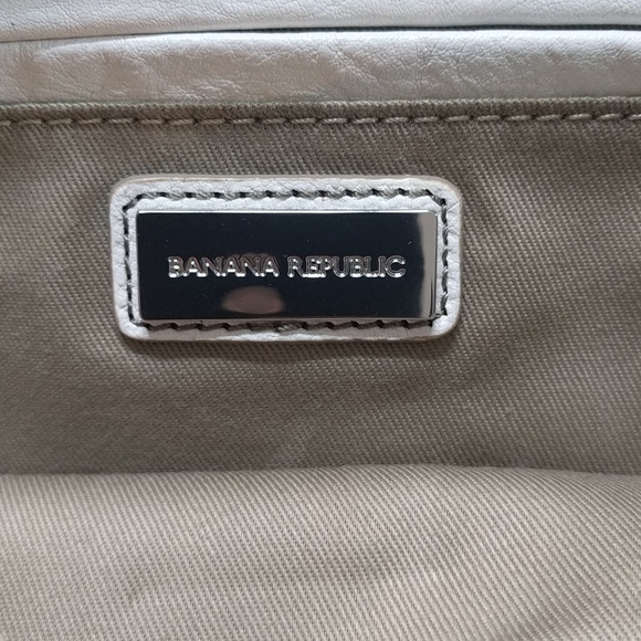 Beautiful genuine leather clutch Banana Republic - Picture 5 of 12